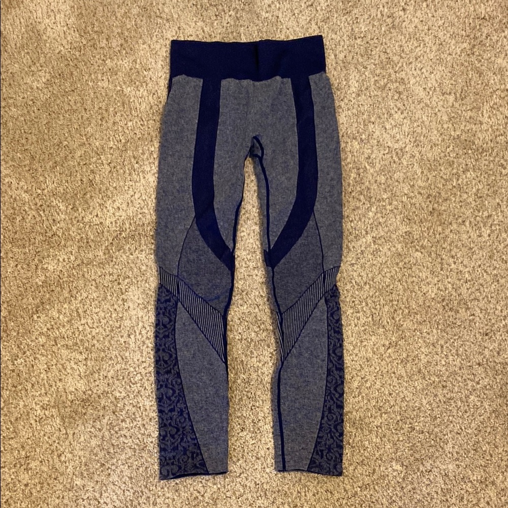 Woman’s Indigo Seamless leggings